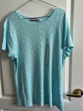Ladies Tunic, mint green, short sleeve loose weave round collar XL new with tag